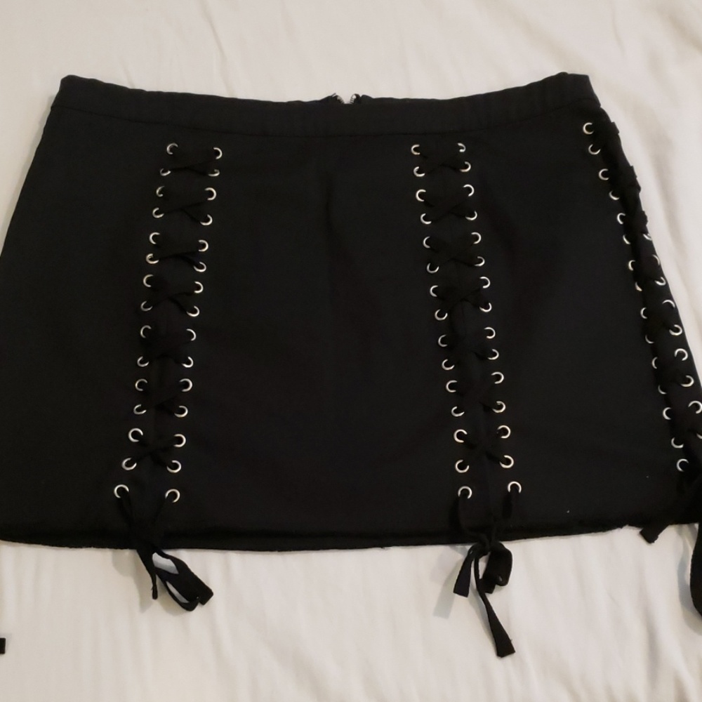 Lace up skirt